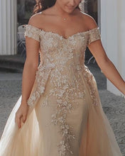 Load image into Gallery viewer, Tulle Mermaid Off The Shoulder Dresses Lace Embroidery