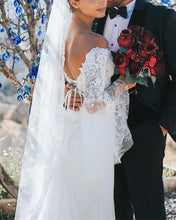 Load image into Gallery viewer, Romantic-Lace-Dress-Wedding-Backless-Bridal-Gowns