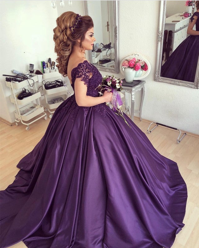 Purple Lace V-neck Cap Sleeves Wedding Dresses Ball Gowns For