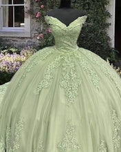 Load image into Gallery viewer, sage green 15 dress
