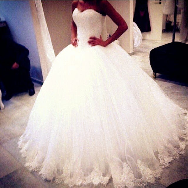 romantic tulle wedding dress Romantic Lace Appliques Sweetheart Bodice Corset Tulle Wedding Ball Gown Dresses