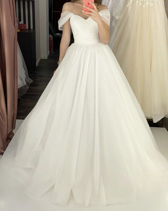 romantic tulle wedding dress T232058 Boho A-line Gown with Lace Cotton Sweetheart Bodice and Detachable Off-the-Shoulder adding a touch of nature Romantic Tulle Organza Bridal Gown