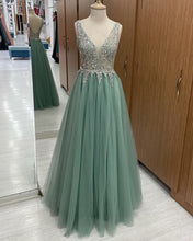 Load image into Gallery viewer, Sage Green Tulle Prom Dresses