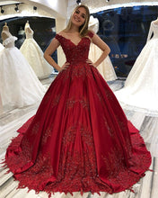 Load image into Gallery viewer, Red Quinceanera Dresses
