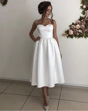 Load image into Gallery viewer, Short Sweetheart Satin Wedding Gowns 2020