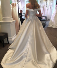 Load image into Gallery viewer, Bridal-Fashion