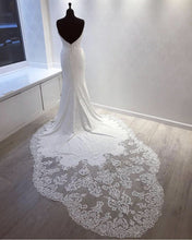 Load image into Gallery viewer, Mermaid Lace Train Wedding Dresses