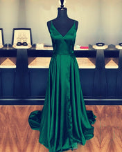 Load image into Gallery viewer, Long-Green-Prom-Dresses