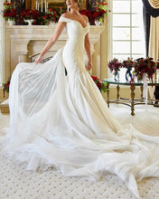 Load image into Gallery viewer, Tulle Mermaid V Neck Wedding Dress