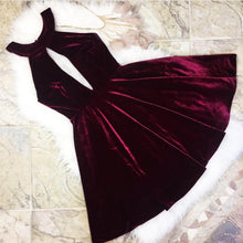 Load image into Gallery viewer, Short Halter Top Burgundy Velvet Homecoming Dresses-alinanova
