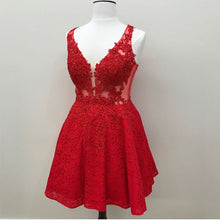 Load image into Gallery viewer, Elegant Short V Neck Lace Homecoming Dresses