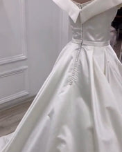 Load image into Gallery viewer, Elegant Satin Wedding Dress Button Back