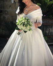 Load image into Gallery viewer, Satin Wedding Gown