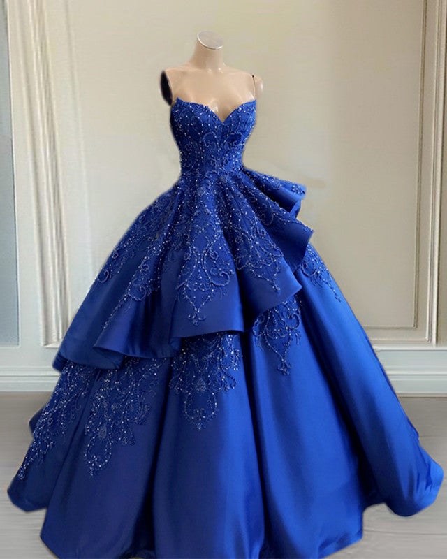 Elegant Lace Appliques V-neck Ruffles Ball Gowns Quinceanera Dresses main image 0