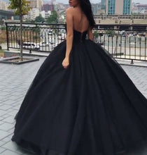 Load image into Gallery viewer, Strapless Bodice Corset Black Organza Ball Gowns Wedding Dresses