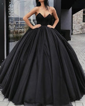 Load image into Gallery viewer, Black Wedding Dress Ball Gown Velvet Top
