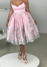 Load image into Gallery viewer, Strapless Bodice Corset Satin With Lace Homecoming Dresses