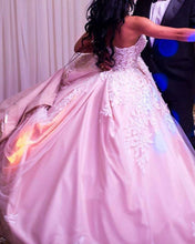 Load image into Gallery viewer, Strapless Wedding Ball Gown Dresses Lace Embroidery