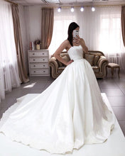 Load image into Gallery viewer, Corset Wedding Dress Satin Ball Gown
