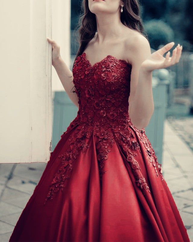 Sweetheart Quinceanera Dresses Ball Gown Lace Flowers Beaded Sweetheart Quinceanera Dresses Ball Gown Lace Flowers Beaded