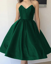 Load image into Gallery viewer, Green Homecoming Dresses Strapless