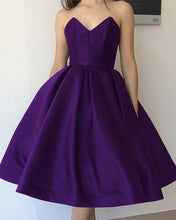 Load image into Gallery viewer, Purple Homecoming Dresses Strapless