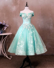 Load image into Gallery viewer, Tea Length Prom Dresses Tulle Ball Gowns Light Blue
