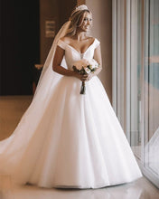 Load image into Gallery viewer, Princess Ball Gown Wedding Dress