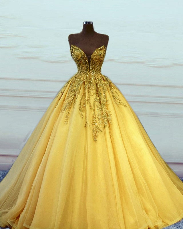 Tulle Ball Gown Prom Dresses Beaded V Neck