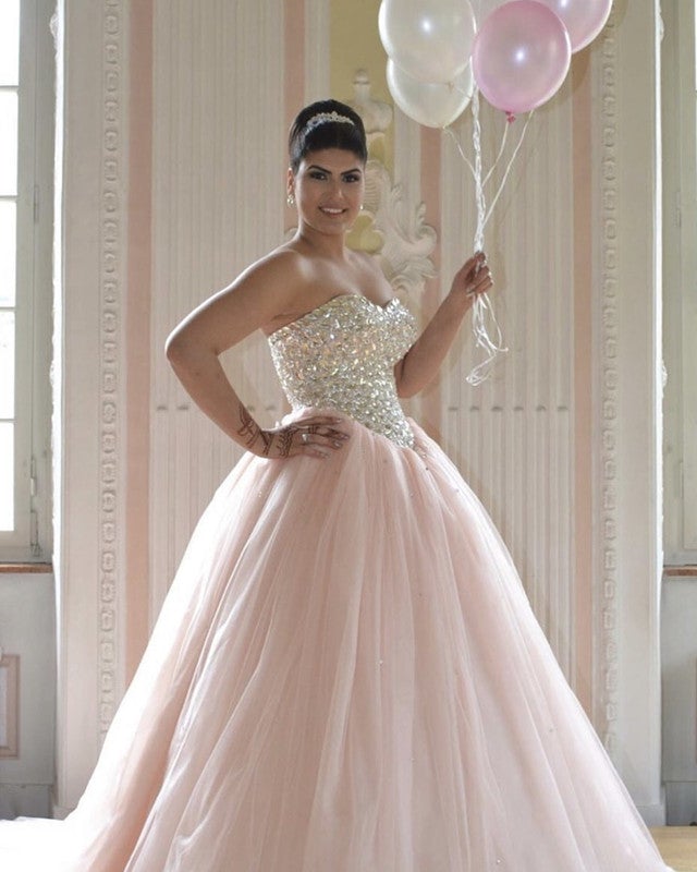 Tulle Ball Gown Sweetheart Wedding Dresses Crystal Beaded Tulle Ball Gown Sweetheart Wedding Dresses Crystal Beaded