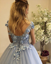 Load image into Gallery viewer, Tulle Sweetheart Ball Gown Princess Prom Dresses 3D Flowers Straps