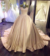 Load image into Gallery viewer, Unique Lace Appliques Taffeta Ball Gowns Wedding Dress Pink
