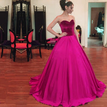 Load image into Gallery viewer, Velvet Sweetheart Long Satin Ball Gowns Wedding Dresses