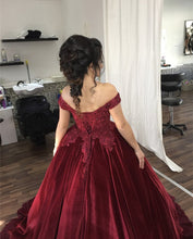 Load image into Gallery viewer, Ball-Gowns-Quinceanera-Dresses-Maroon-Bridal-Dresses-For-Women