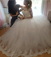 Load image into Gallery viewer, vintage-bride-dresses