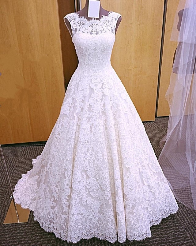strapless open back dress Vintage Lace Cap Sleeves Open Back Princess Wedding Dresses for Bride
