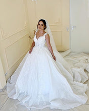 Load image into Gallery viewer, Ball Gown Wedding Dress 2020