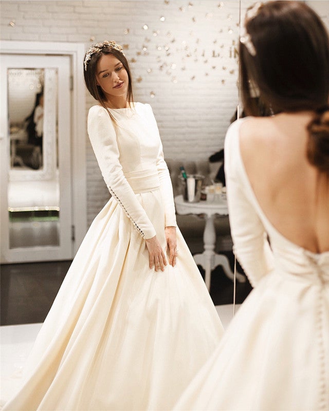 Vintage Long Sleeves Open Back Satin Wedding Dresses for Bride Vintage Long Sleeves Open Back Satin Wedding Dresses for Bride