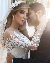 Load image into Gallery viewer, Vintage Long Sleeves Wedding Dresses Lace Embroidery