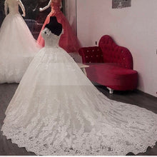 Load image into Gallery viewer, Vintage V-neck Off The Shoulder Lace Wedding Ball Gown Dresses