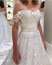 Load image into Gallery viewer, Princess Wedding Dress Butterfly Lace Embroidery Off Shoulder