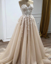 Load image into Gallery viewer, Champagne Country Wedding Dress