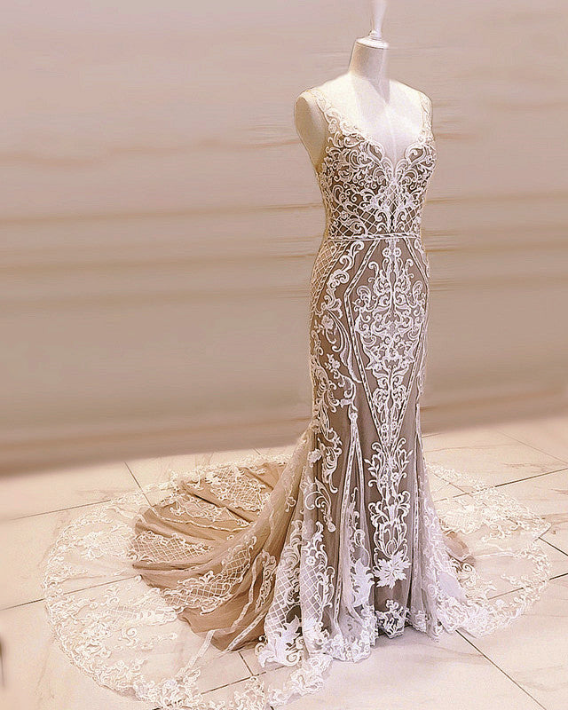 Lace Embroidery Mermaid Wedding Dress V Neck Sweep Train Lace Embroidery Mermaid Wedding Dress V Neck Sweep Train