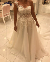 Load image into Gallery viewer, Boho Wedding Gowns