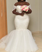Load image into Gallery viewer, Plus Size Mermaid Wedding Dress Lace Off The Shoulder-alinanova