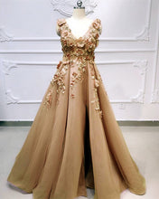 Load image into Gallery viewer, Champagne Tulle Prom Dress 2024
