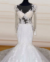 Load image into Gallery viewer, Vintage Mermaid Wedding Gowns