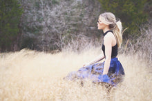 Load image into Gallery viewer, black crop top taffeta ball gowns prom dresses two pieces