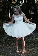 Load image into Gallery viewer, White Lace Appliques Tulle Homecoming Dresses Pearl Beaded Prom Dress Short