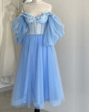 Load image into Gallery viewer, Blue A-line Midi Tulle Corset Dress With Puffy Sleeves
